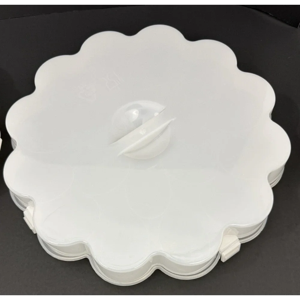 Deviled Egg Trays with Snap on Lids Holds 18 Eggs Each Lot of 2 Trays